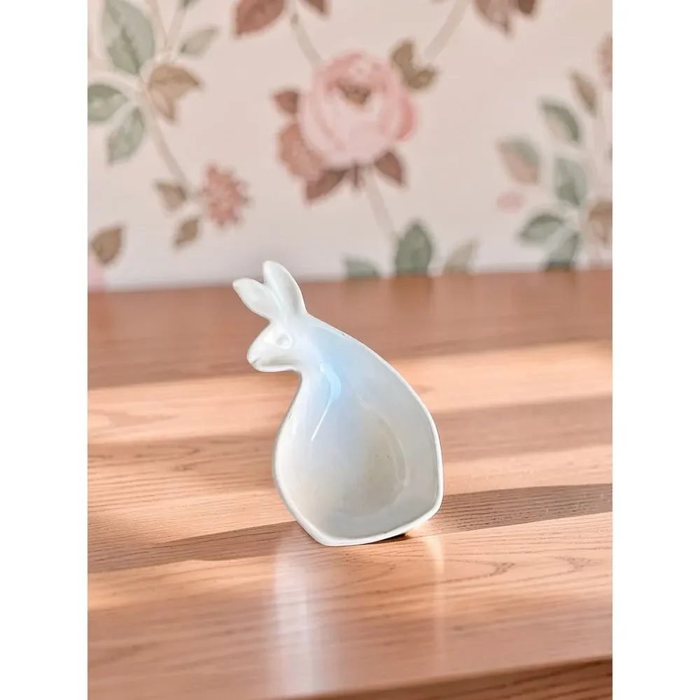 Foreside Melody Martin White Ceramic Bunny Rabbit Dish Bowl 8